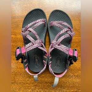 Youth girls Chacos
